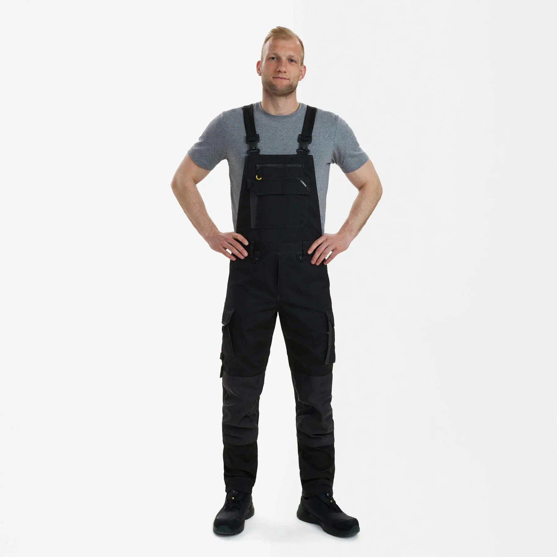 ENGEL X-treme Latzhose mit Stretch – Schwarz/Anthrazit Grau