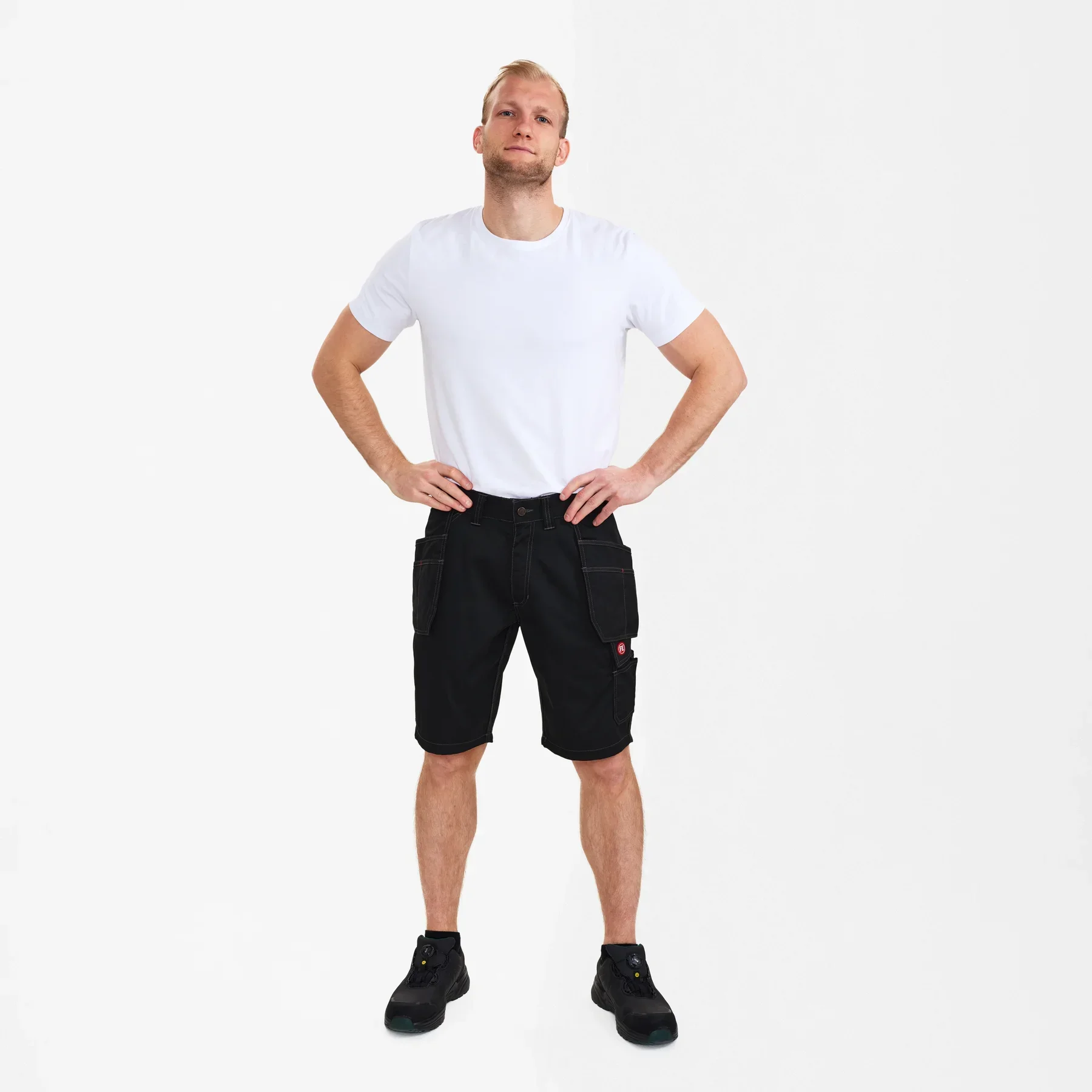 ENGEL Combat Arbeitsshorts mit Holstertaschen – Schwarz