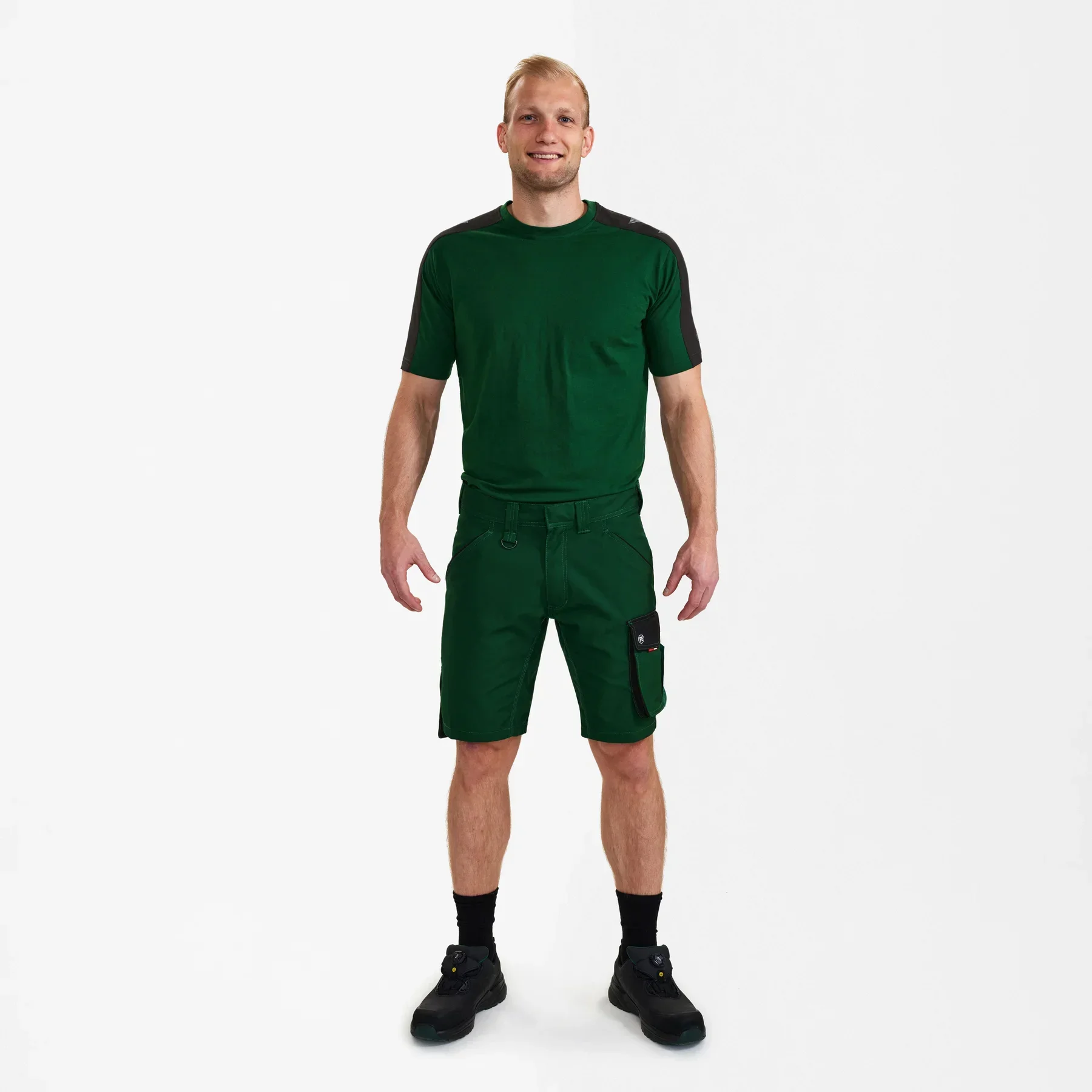 ENGEL Galaxy Arbeitsshorts – Grün/Schwarz