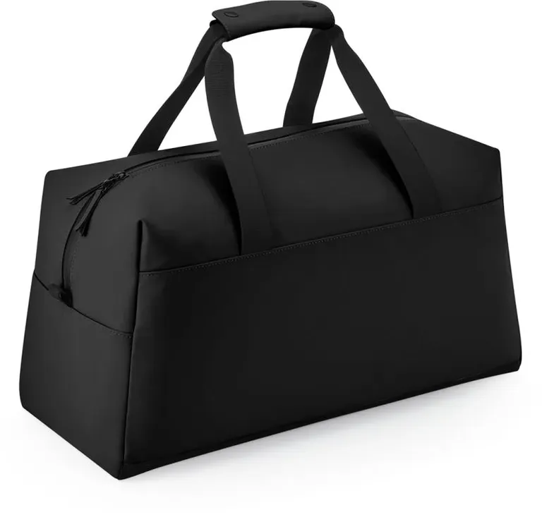 BagBase BG 338 – Matte PU Sport-/Reisetasche – Black
